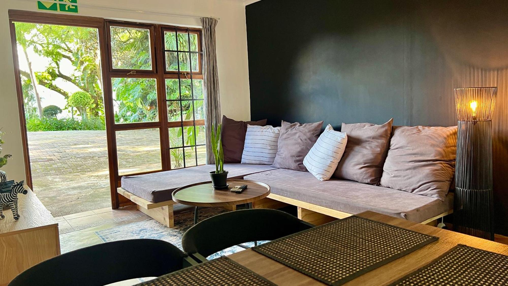 Loerieroep Estate - Mountainview Selfcatering Accommodation Nelspruit Mbombela Eksteriør billede